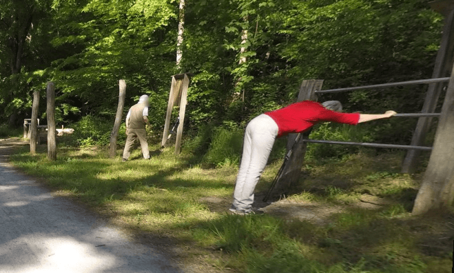 Fitness Station – Dehnstation Oberschenkelvorderseite, Hüftbeugemuskulatur